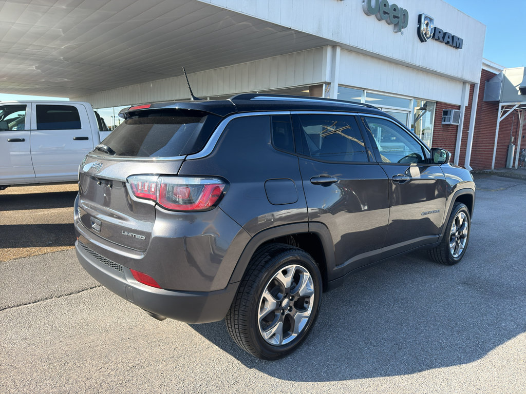 Used 2019 Jeep Compass Limited AWD/4WD image 5