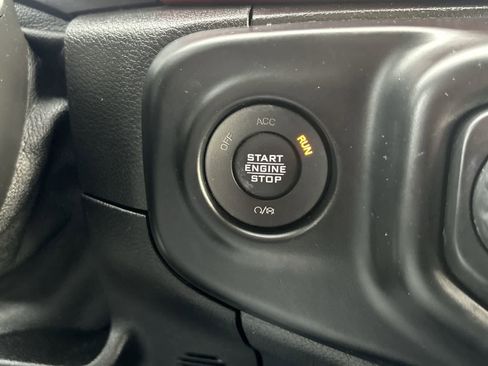 Certified 2021 Jeep Wrangler Unlimited Rubicon image 30