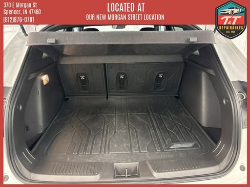 Used 2024 Chevrolet Trax RS w/ Sunroof Package FWD image 35