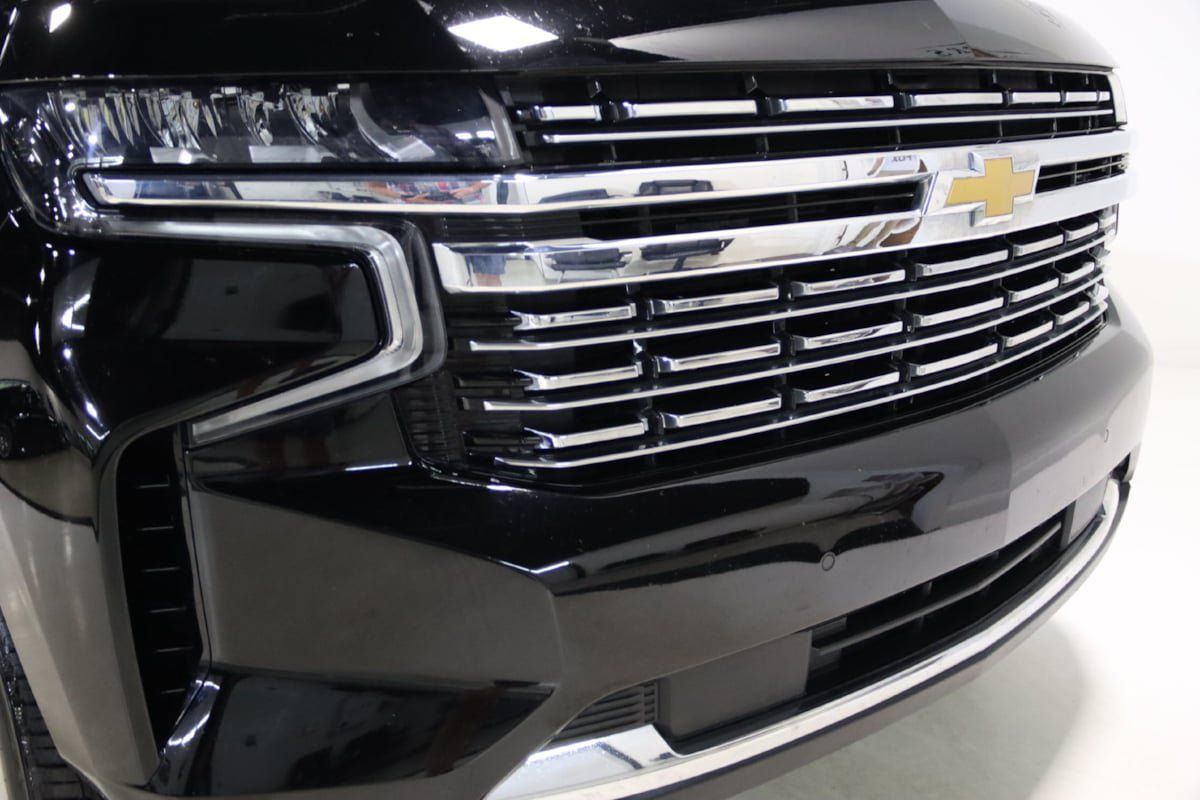 Used 2023 Chevrolet Tahoe Premier AWD/4WD image 27