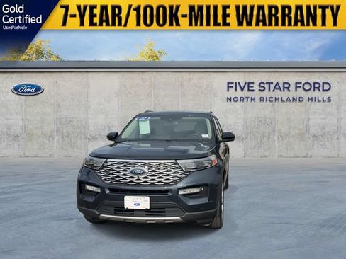 Used 2022 Ford Explorer Platinum w/ Class IV Trailer Tow Package AWD/4WD image 4