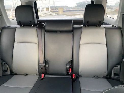 Used 2024 Toyota 4Runner SR5 Premium image 19