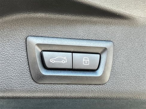 New 2026 BMW X5 M Competition image 43