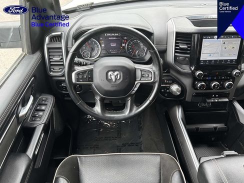 Used 2024 RAM 1500 Laramie AWD/4WD image 9