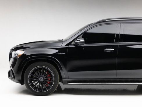 Used 2022 Mercedes-Benz GLS 63 AMG 4MATIC image 17