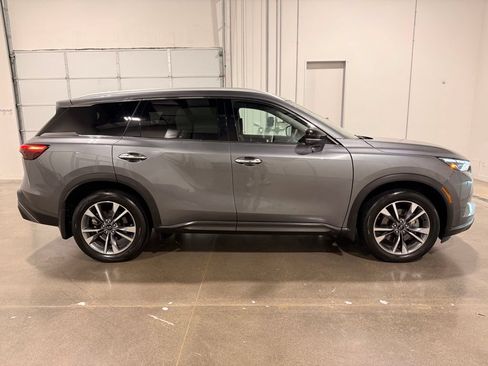 Used 2024 INFINITI QX60 Luxe w/ Vision Package AWD/4WD image 4