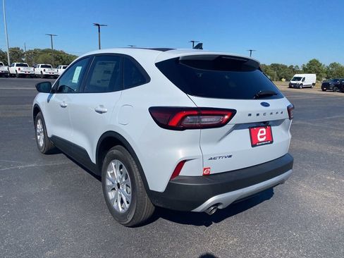 New 2026 Ford Escape Active image 6