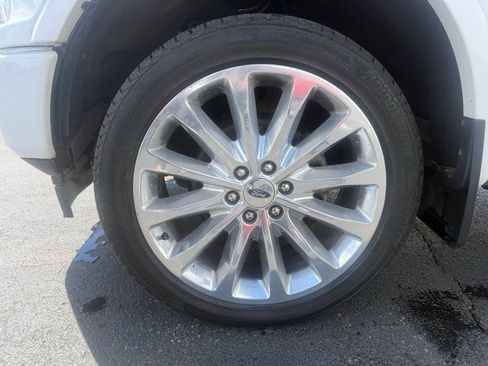 Used 2019 Ford F150 Limited AWD/4WD image 10