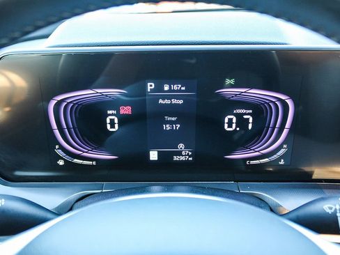 Used 2025 Kia Telluride S FWD image 23