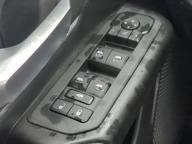Used 2025 RAM 1500 Big Horn RWD image 27