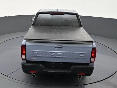 Used 2025 Honda Ridgeline Black Edition image 16
