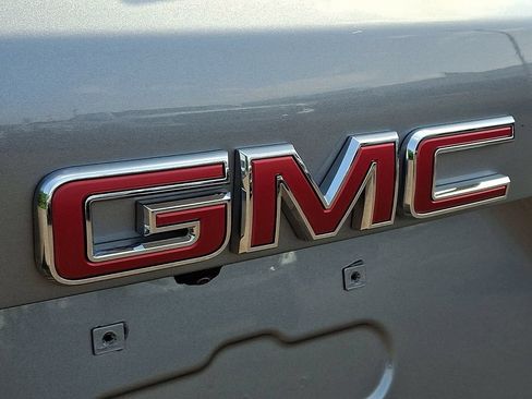 Used 2025 GMC Terrain Elevation AWD/4WD image 30
