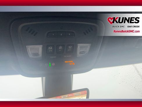 Used 2022 Chevrolet Traverse High Country w/ LPO, 'HIT The Road' Package image 32