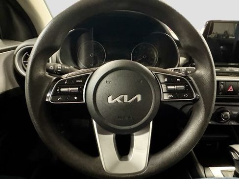 Used 2023 Kia Forte LXS FWD image 11