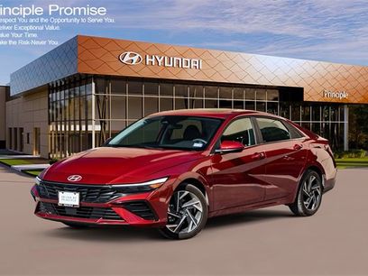 Certified 2024 Hyundai Elantra SEL w/ Convenience Package