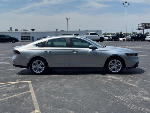 Certified 2025 Honda Accord LX image 3