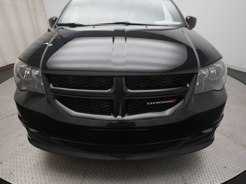 Used 2018 Dodge Grand Caravan GT FWD image 23
