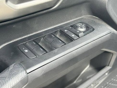 Certified 2024 Toyota Tacoma TRD Off-Road image 23