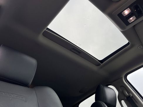 Used 2017 RAM 3500 Laramie image 18