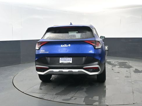 Certified 2023 Kia Sportage EX image 4
