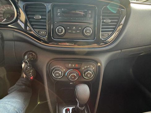 Used 2016 Dodge Dart SXT image 30