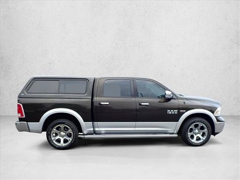 Used 2014 RAM 1500 Laramie w/ Convenience Group AWD/4WD image 9