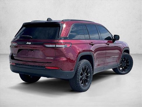 Used 2024 Jeep Grand Cherokee Limited w/ Trailer Tow Package AWD/4WD image 2