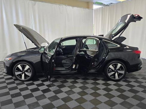 Used 2025 Audi A5 2.0T Premium Plus w/ Premium Plus image 12