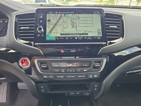 New 2026 Honda Ridgeline Black Edition image 17