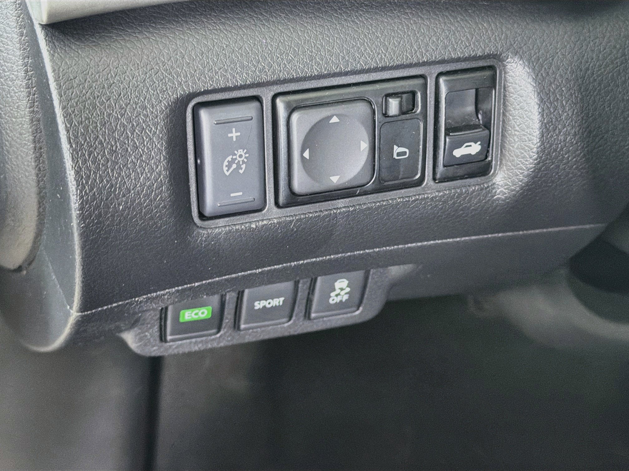 Used 2018 Nissan Sentra S FWD image 16