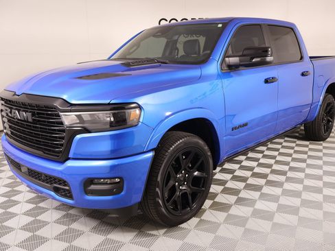 Used 2025 RAM 1500 Laramie w/ Night Edition AWD/4WD image 10
