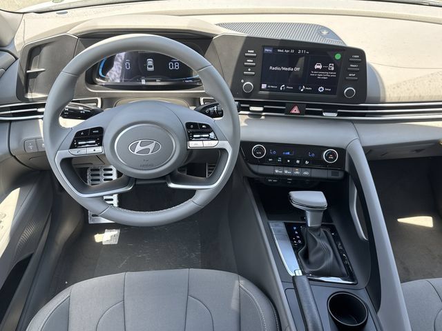 New 2026 Hyundai Elantra Sport FWD image 24