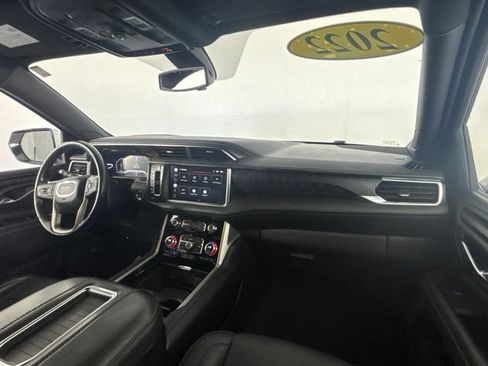Used 2022 GMC Yukon XL Denali AWD/4WD image 33