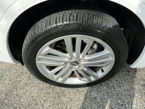 Used 2018 Audi Q5 2.0T Premium Plus w/ Premium Plus Package AWD/4WD image 38