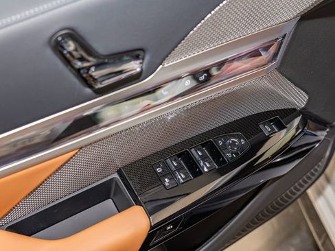 New 2026 BMW 740i xDrive image 14