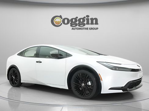 New 2026 Toyota Prius Plug-In Hybrid image 27