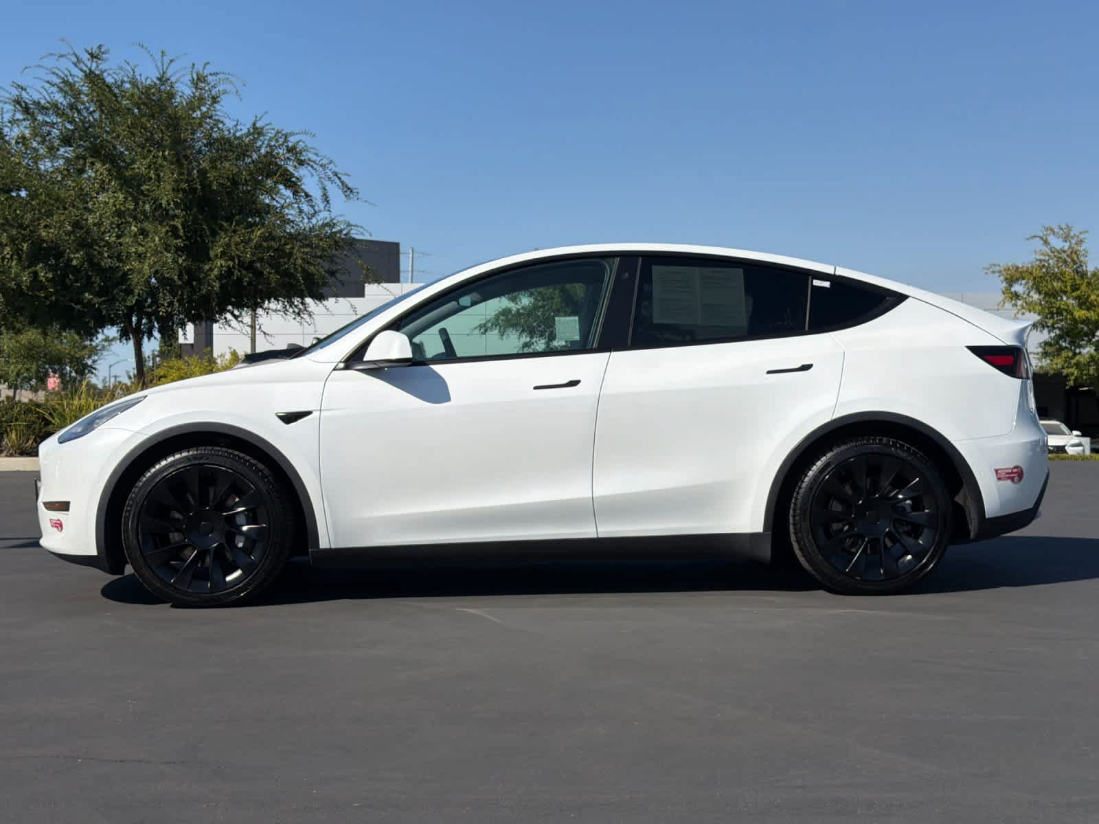 Used 2021 Tesla Model Y Long Range AWD/4WD image 9