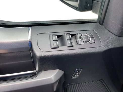 Used 2016 Ford F150 XLT w/ Equipment Group 302A Luxury image 30