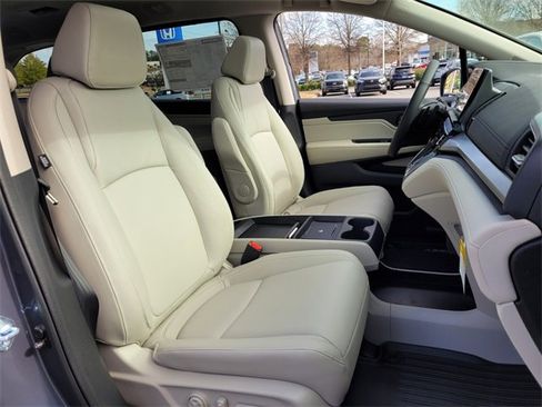 New 2026 Honda Odyssey EX-L image 11