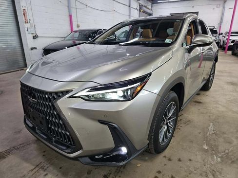 Used 2025 Lexus NX 350 AWD w/ Accessory Package (2T) image 2