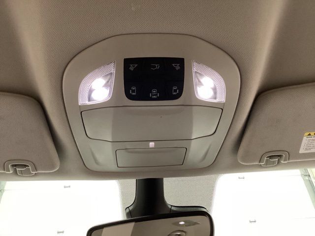 Used 2023 Chrysler Pacifica Touring-L FWD image 22