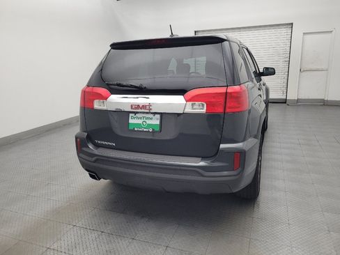 Used 2017 GMC Terrain SLE FWD image 7