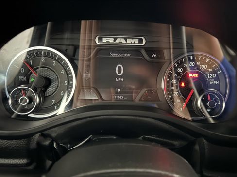 Used 2025 RAM 1500 Big Horn AWD/4WD image 31