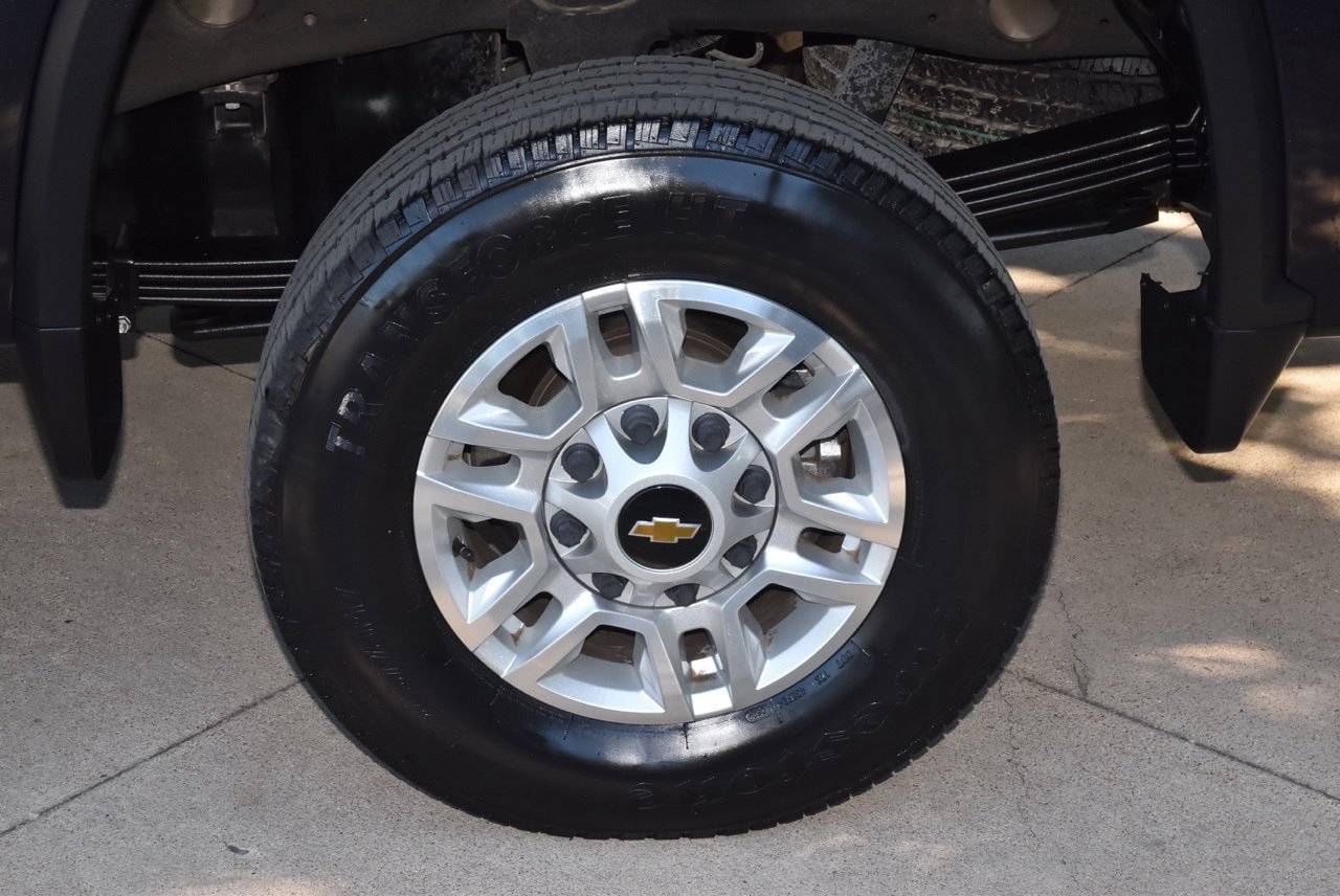Used 2024 Chevrolet Silverado 2500 LT w/ Texas Edition RWD image 37