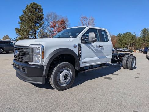 New 2026 Ford F450 XL image 7