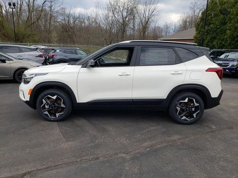 New 2026 Kia Seltos S AWD/4WD image 3