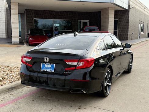 Used 2022 Honda Accord Sport image 5