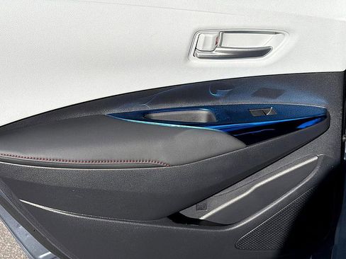 Used 2024 Toyota Corolla SE image 10