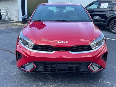 Used 2024 Kia Forte GT-Line w/ GT-Line Premium Package FWD image 2