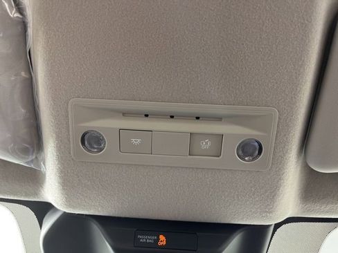 New 2026 Nissan Kicks SV image 33